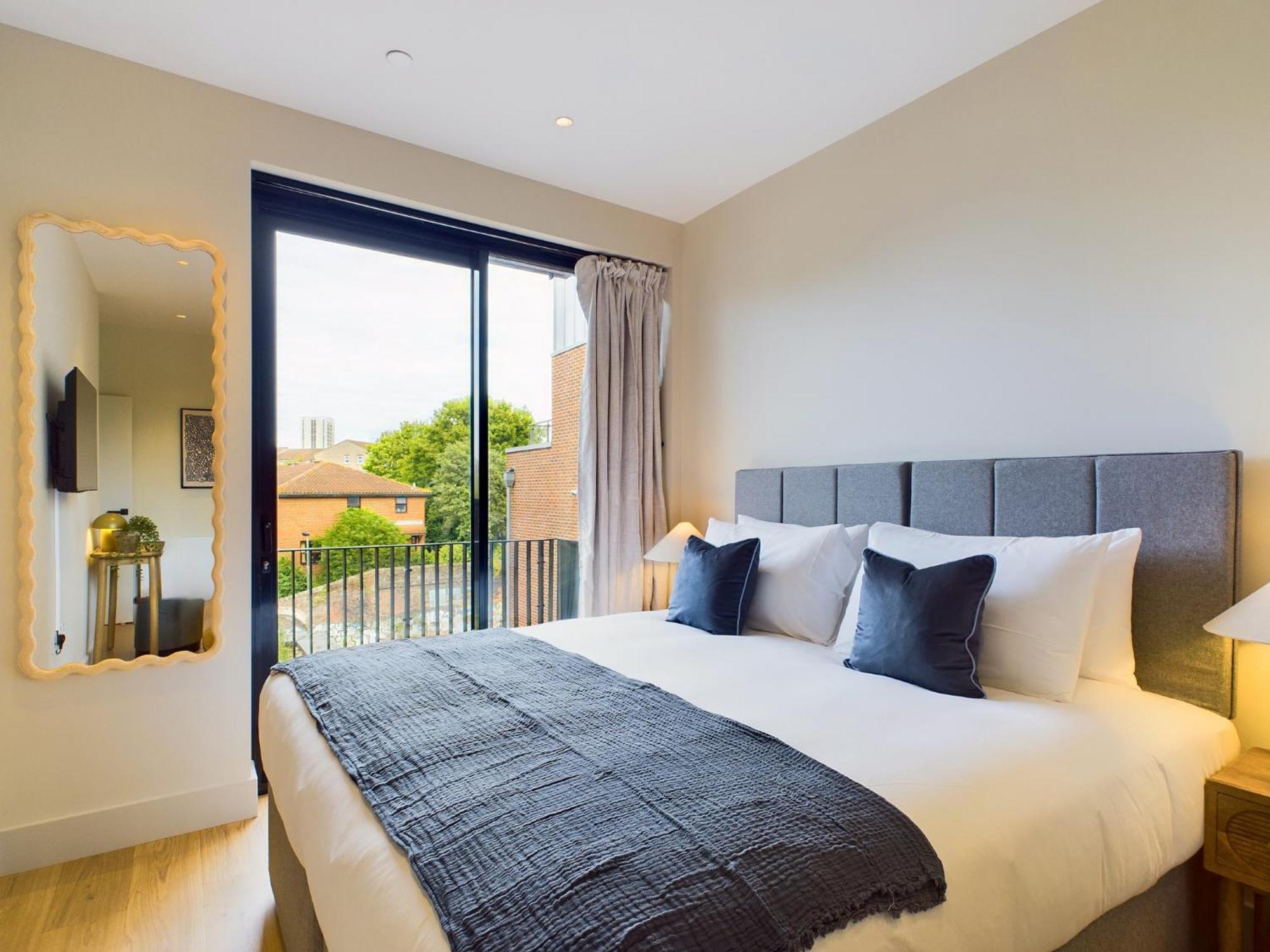 Be London - The St Pancras Residences Екстериор снимка