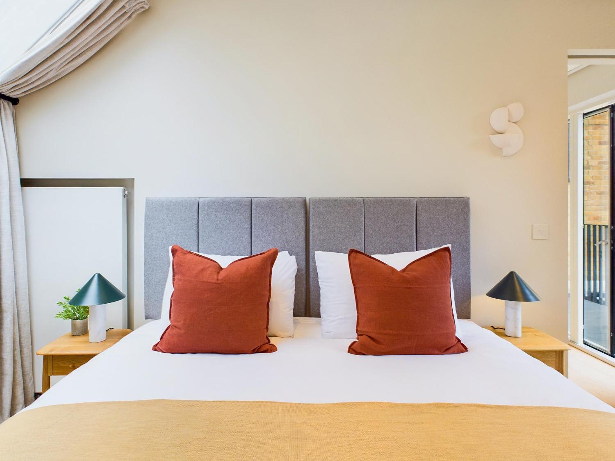 Be London - The St Pancras Residences Екстериор снимка