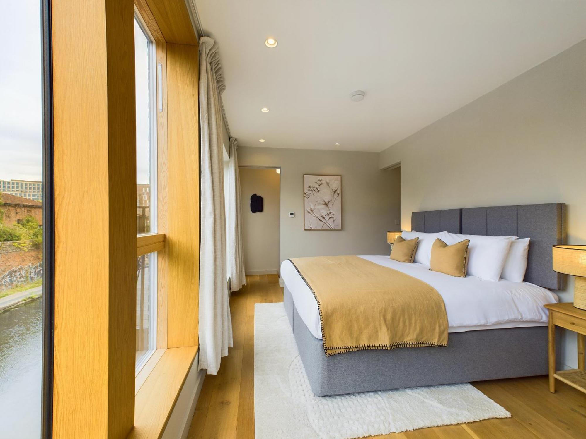 Be London - The St Pancras Residences Екстериор снимка